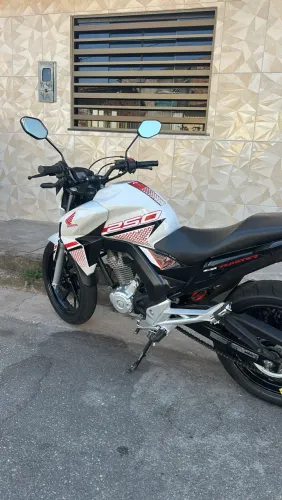 Honda CB Twister/flexone 250cc 2022