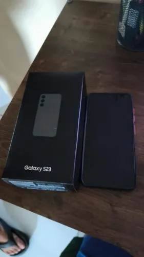 Galaxy s23 8gb 512gb 5g, sem marcas e com listas na tela
