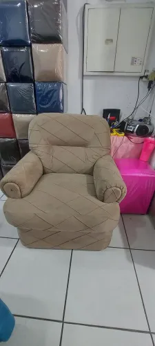 Sofá  uma lugares 