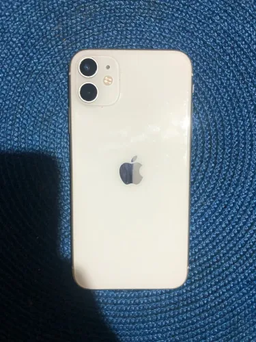 iPhone 11 64 GB (Aparelho todo original)