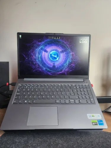 Notebook Lenovo LOQ-E Core i5-12450HX, RTX 3050, 16GB, 512GB SSD, 15.6" FHD, IPS, 144Hz