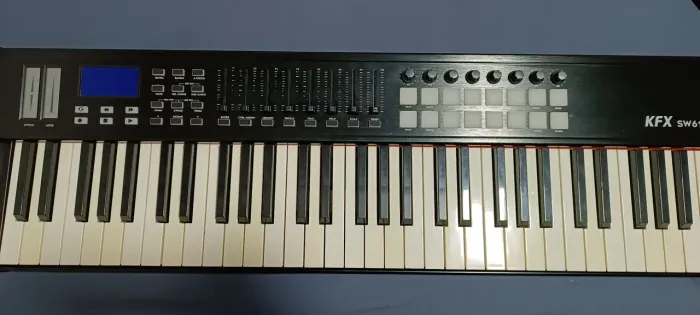 Teclado controlador kfx sw61 pro