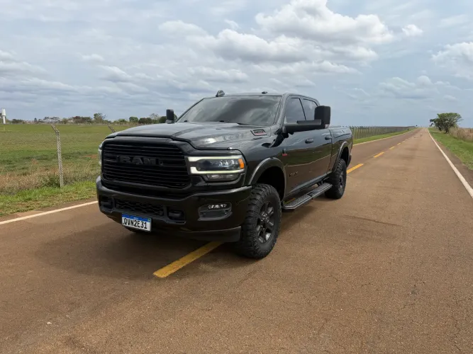 Ram 2500 Laram. 6.7 Night ED. TB CD 4X4 DIE 2020