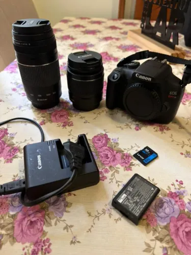 Canon EOS Rebel T7