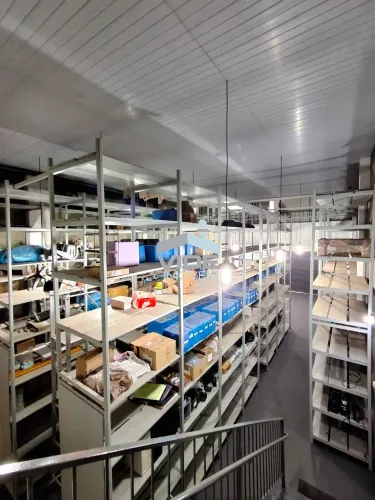 Imóvel Comercial no Swifit, Campinas-SP para venda ou alugar: Barracão de 286,35m² com 2 s