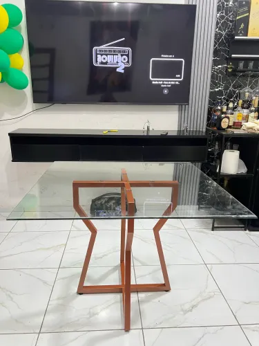 Mesa de jantar 4 cadeiras