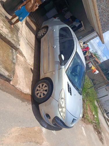 Imagem de Peugeot 207 Sed. Passion XR Sport 1.4 Flex 8V 4P 2010