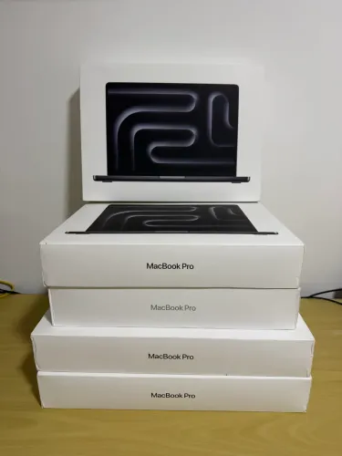 MacBook Pro M5 Max 18 cpu 32 gpu 36gb 2TB 14 2026