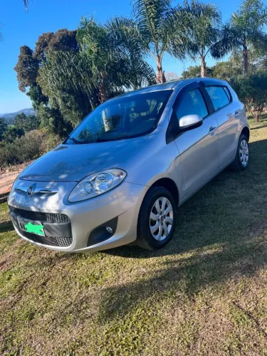 Fiat Palio Attractive 1.0 EVO Fire Flex 8V 5P 2013