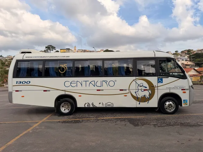 Micro-ônibus Volare Attack V8L - 2022