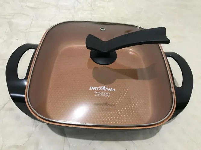 Panela Elétrica Gold 4 Litros Britânia BPEO9D