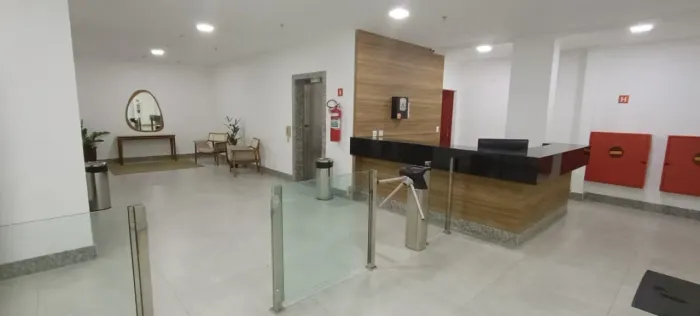 Vendo Sala Comercial em frente ao Hospital de Vila Velha - ES
