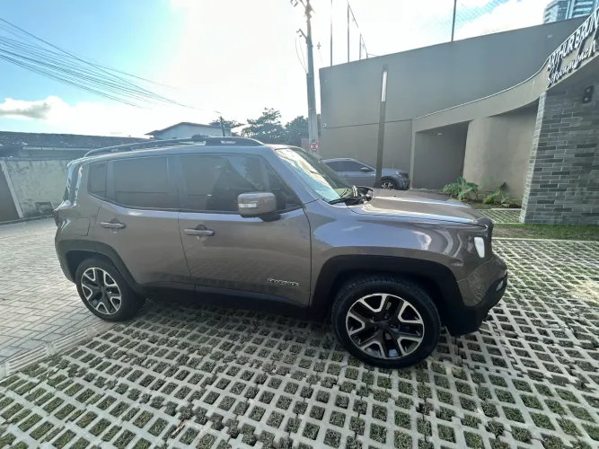 Jeep Renegade Longitude 1.8 4X2 Flex 16V Aut. 2021