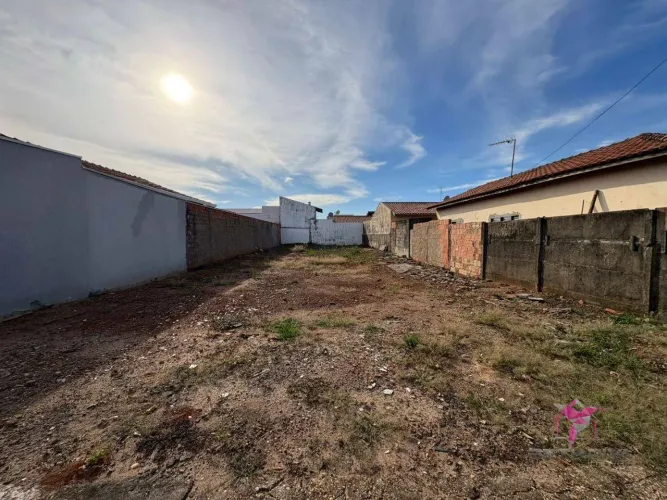TERRENO À VENDA | BAIRRO SANTA RITA - LEME SP