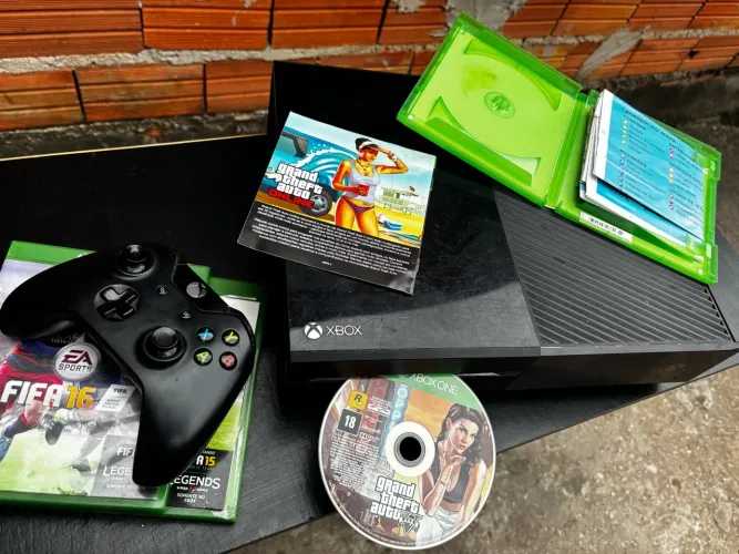 XBOX ONE 500GB COM JOGOS