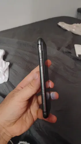 iPhone 11 64