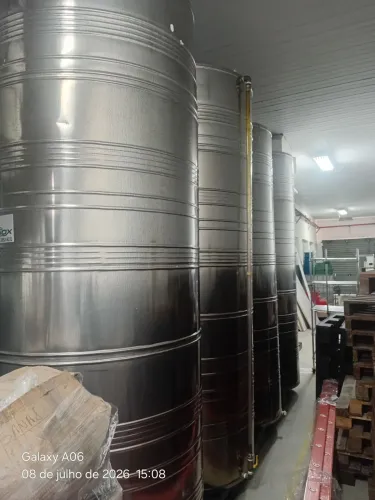 04 Caixa D'água de inox 3.000 litros