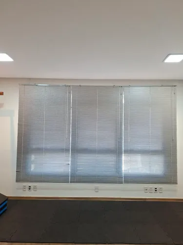 Cortina Persiana horizontal - 3 cortinas - 2.10m X 1.20m