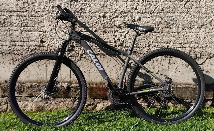Bicicleta Bicicleta Caloi aro 29 componentes Shimano Tourney