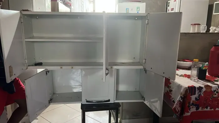 Vendo kit de armário de cozinha branco Itatiaia