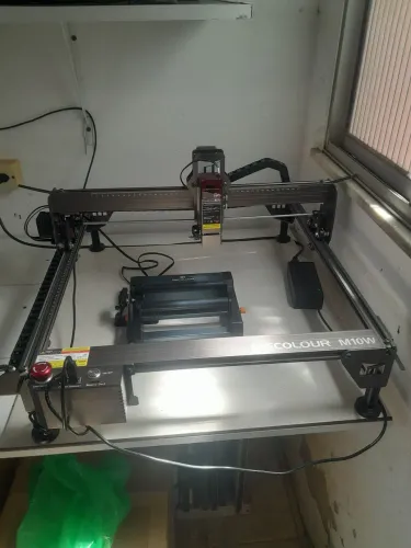 Gravadora laser mecolour M10 