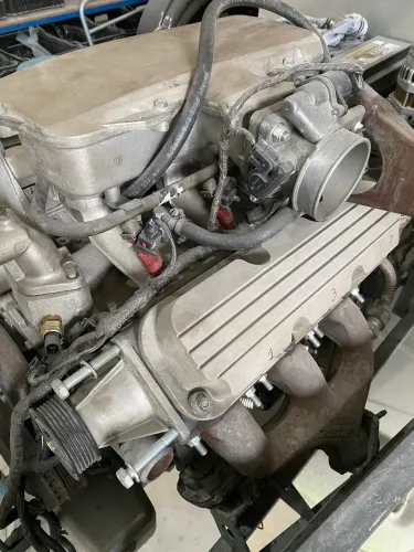 Motor omega australiano 3.8 v6 com menos de 8000km