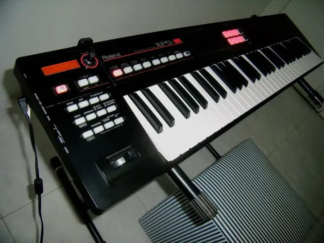 Teclado Roland XPS 10 Sintetizador