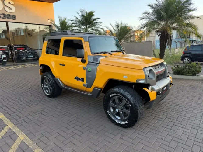Troller T-4 XLT 3.2 2015