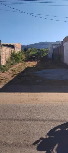 OPORTUNIDADE IMPERDÍVEL - LOTE COMERCIAL À VENDA!