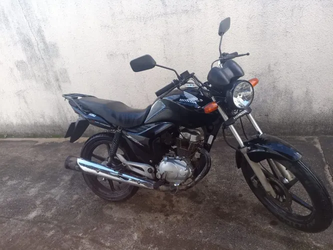 Moto extra só pega anda