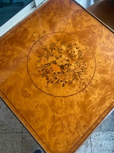 Mesa de jogos italiana