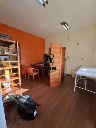 Sala Comercial à venda no centro de Taubaté