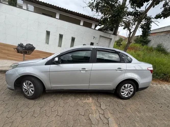 Fiat Grand Siena Attrac. 1.4 EVO F.flex 8V 2014