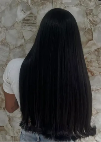 Aplicação e manutenção mega hair