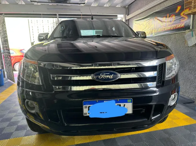 Ford Ranger XLT 2.5 16V 4X2 CD Flex 2014
