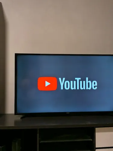 Vendo SMART TV de 43 Polegadas LCD Samsung