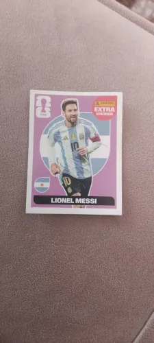 Messi Extra sticker Lilás 