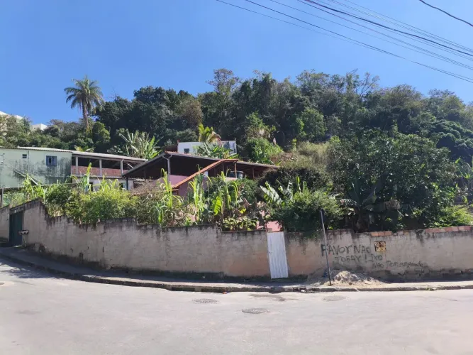 Imóvel para venda possui 540 metros quadrados com 3 quartos em São João - Betim - MG