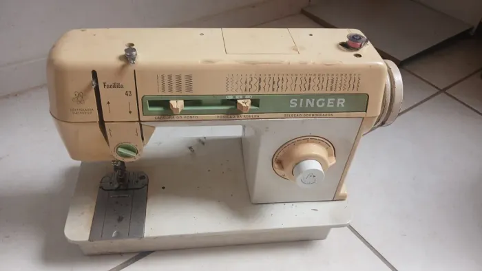 Máquina de costura 