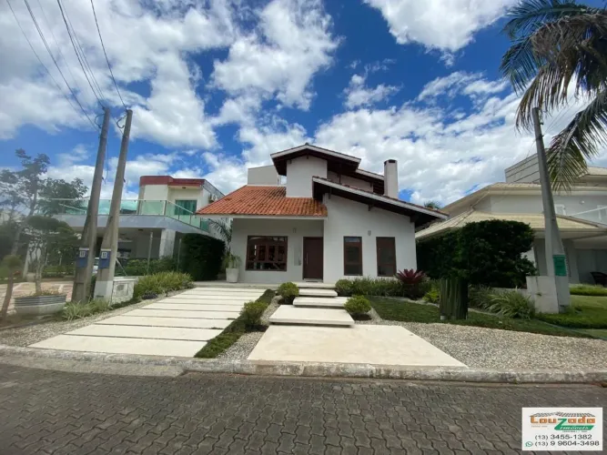 Sobrado para Locação em Peruíbe, Condominio Bougainville, 4 dormitórios, 2 suítes, 2 banhe