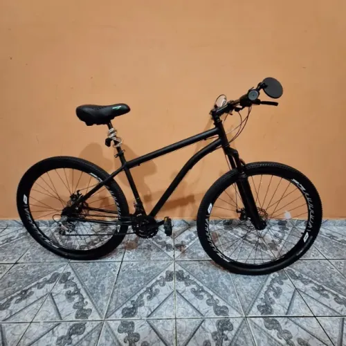 Bicicleta Aro 29 de alumínio