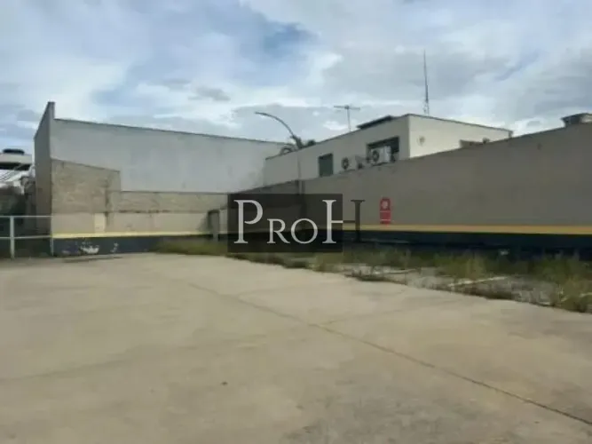 Casa comercial para locação 3 quartos Campo Belo São Paulo