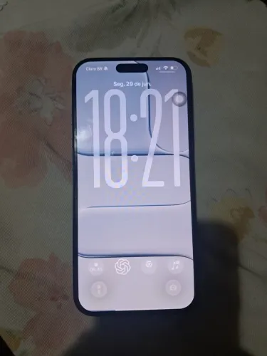 iPhone 16 pro Max 256 gigas impecável e novinho( vendo ou troco em inferior com volta)