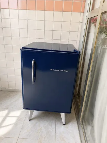 Frigobar retrô 
