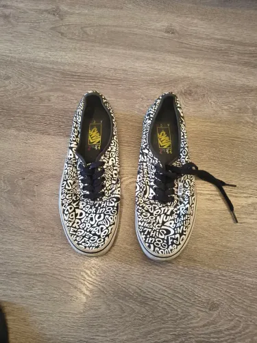 Tênis Vans Authentic A Tribe Called Quest Tracklist Edição Especial - Tamanho 41