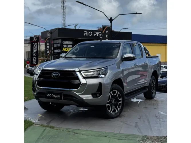 Toyota Hilux CD SRX 4X4 2.8 TDI 16V Diesel Aut. 2021