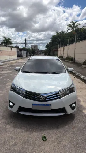 Toyota Corolla Altis 2.0 Flex 16V Aut. 2015