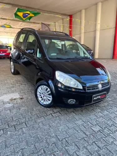 Fiat Idea Attractive 1.4 Fire Flex 8V 5P 2012