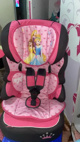 Cadeirinha de criança para carro
