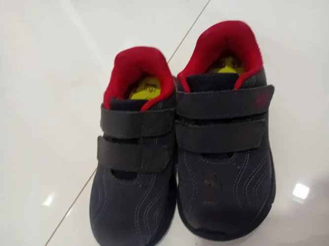 Tenis infantil klin